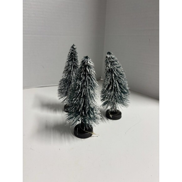 Artificial BOTTLE BRUSH PINE TREES LOT OF 5 Christmas Village Train Set Holiday - Picture 2 of 5
